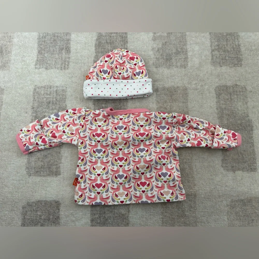 Magnificent Baby Magnetic Me Love Birds Kimono and Matching Hat (Size Newborn)